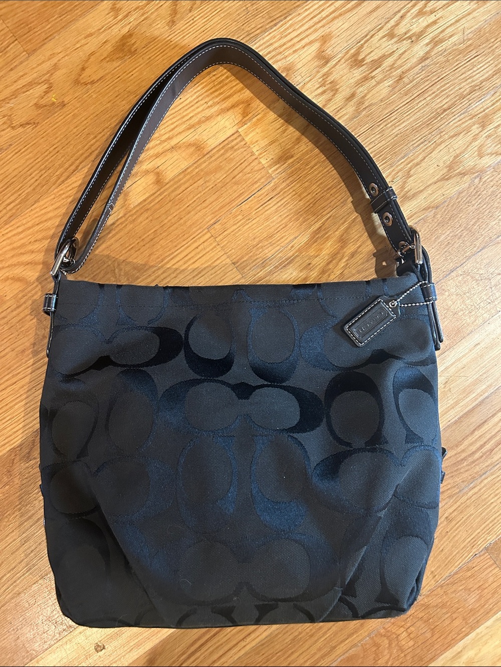 Coach Vintage no. 11276 Black jacquard Signature Canvas & leather Shoulder Hobo